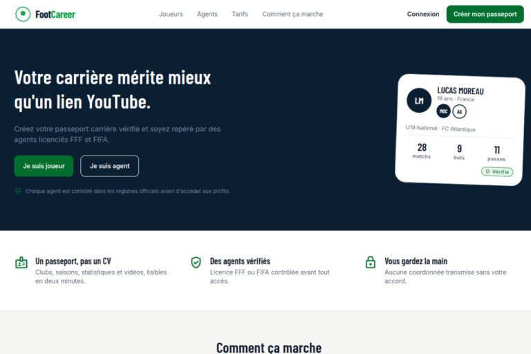 Maquette UI/UX FootCareer — passeport carrière du joueur